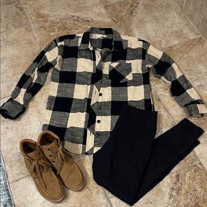 Maurice’s like new Plaid Shirt